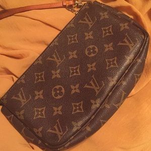 LV small bag